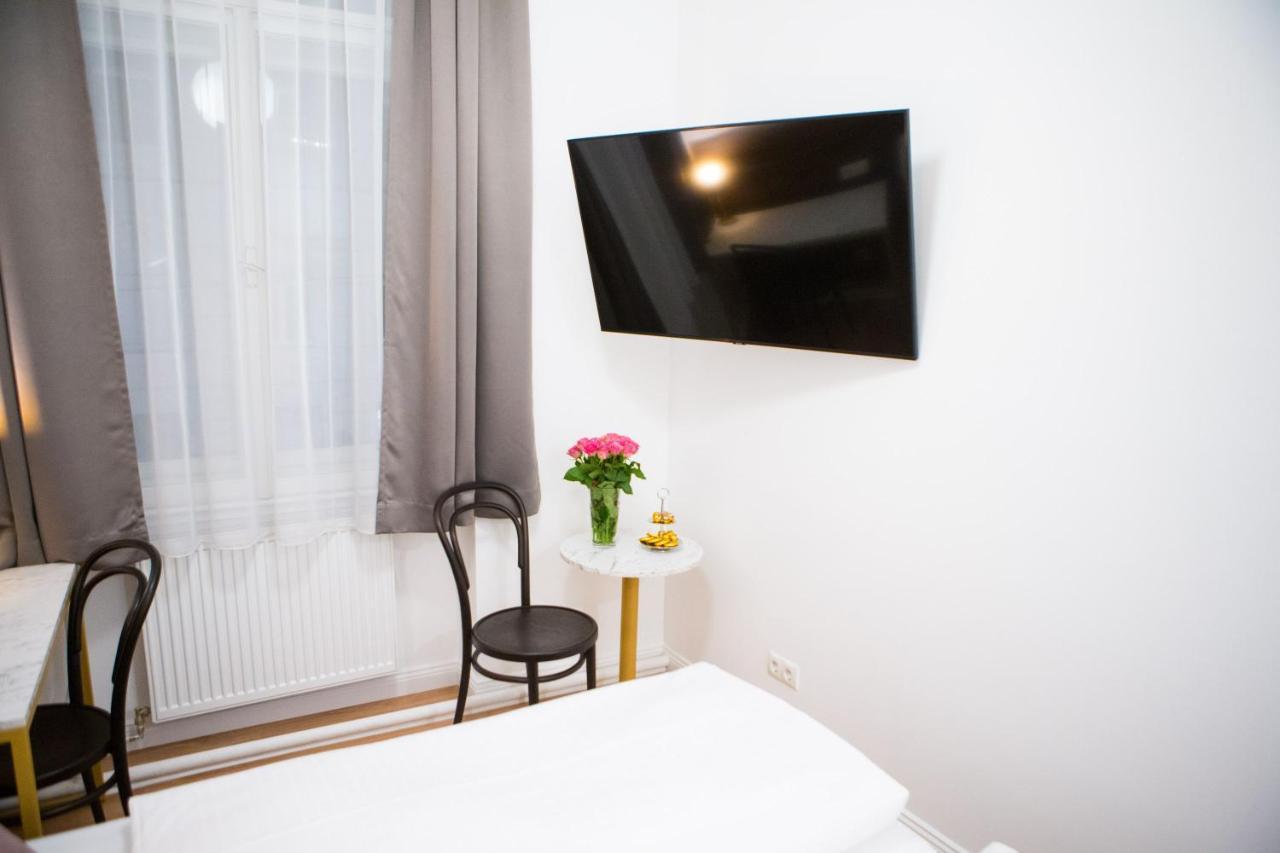 Private Central Vienna I Self Check In Экстерьер фото